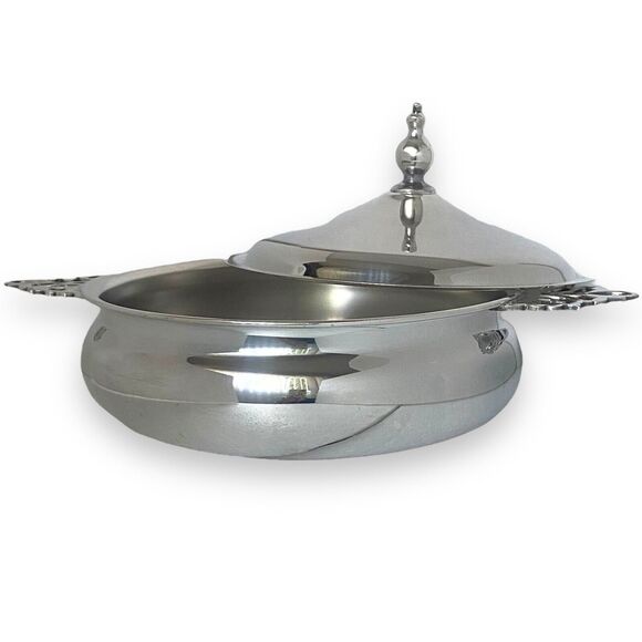 Vintage F.B. Rogers Silver Plate Server Casserole with Lid Handles Serveware - Picture 4 of 12